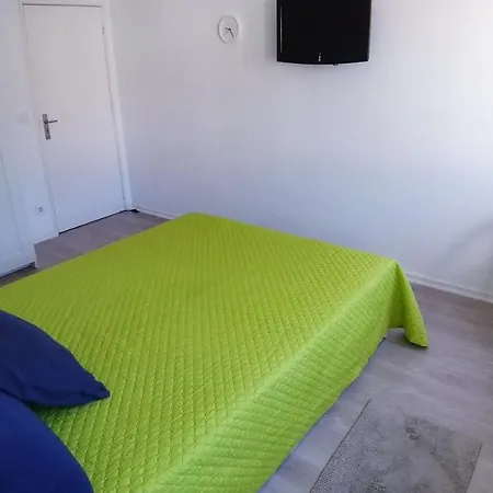 Theorynomad Al Albergue *